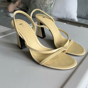 Zara patent leather butter yellow straps heels